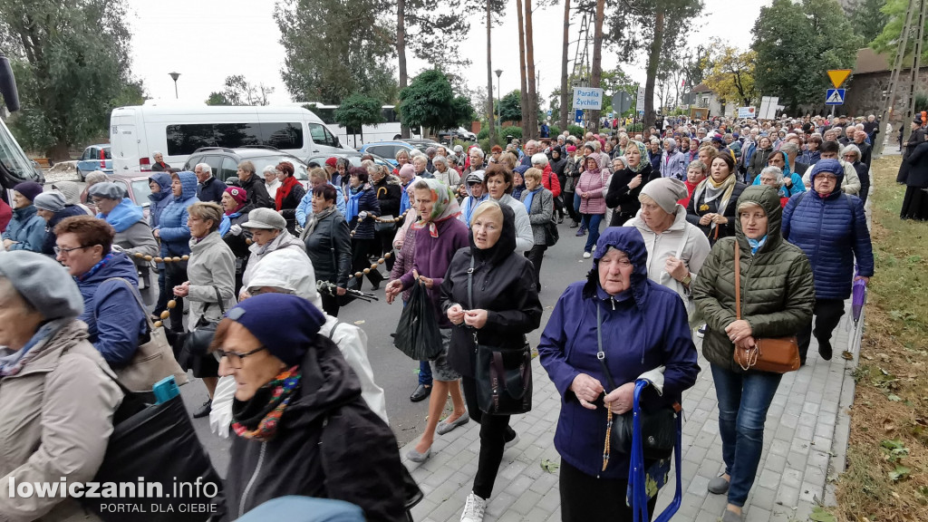 Domaniewice. Pielgrzymka Kół Żywego Różańca