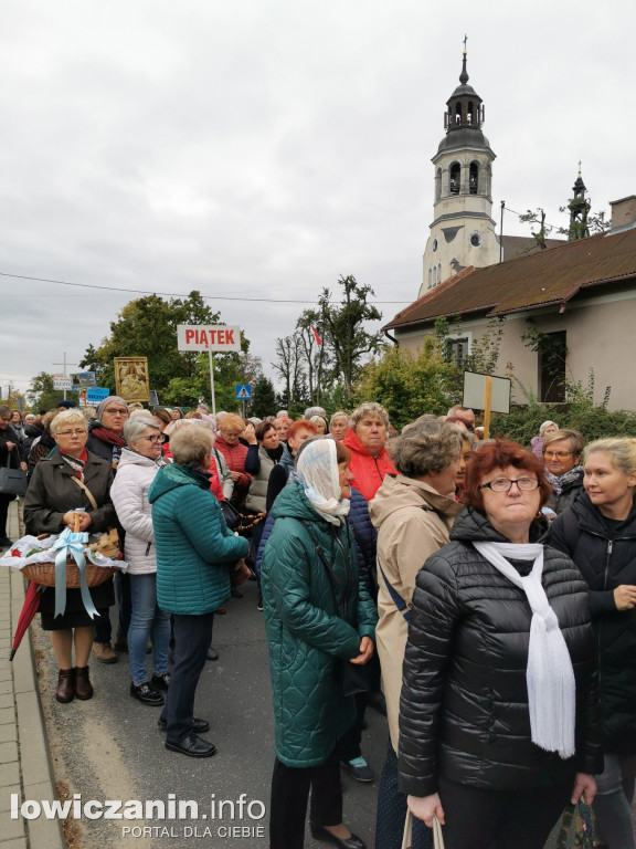 Domaniewice. Pielgrzymka Kół Żywego Różańca