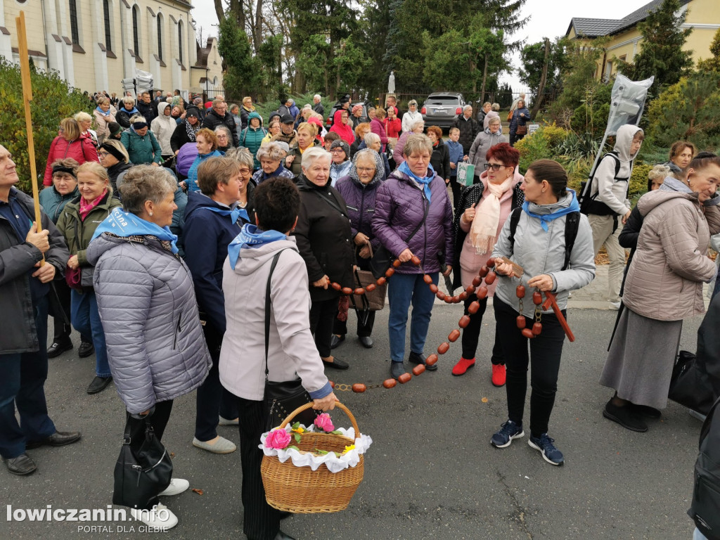 Domaniewice. Pielgrzymka Kół Żywego Różańca
