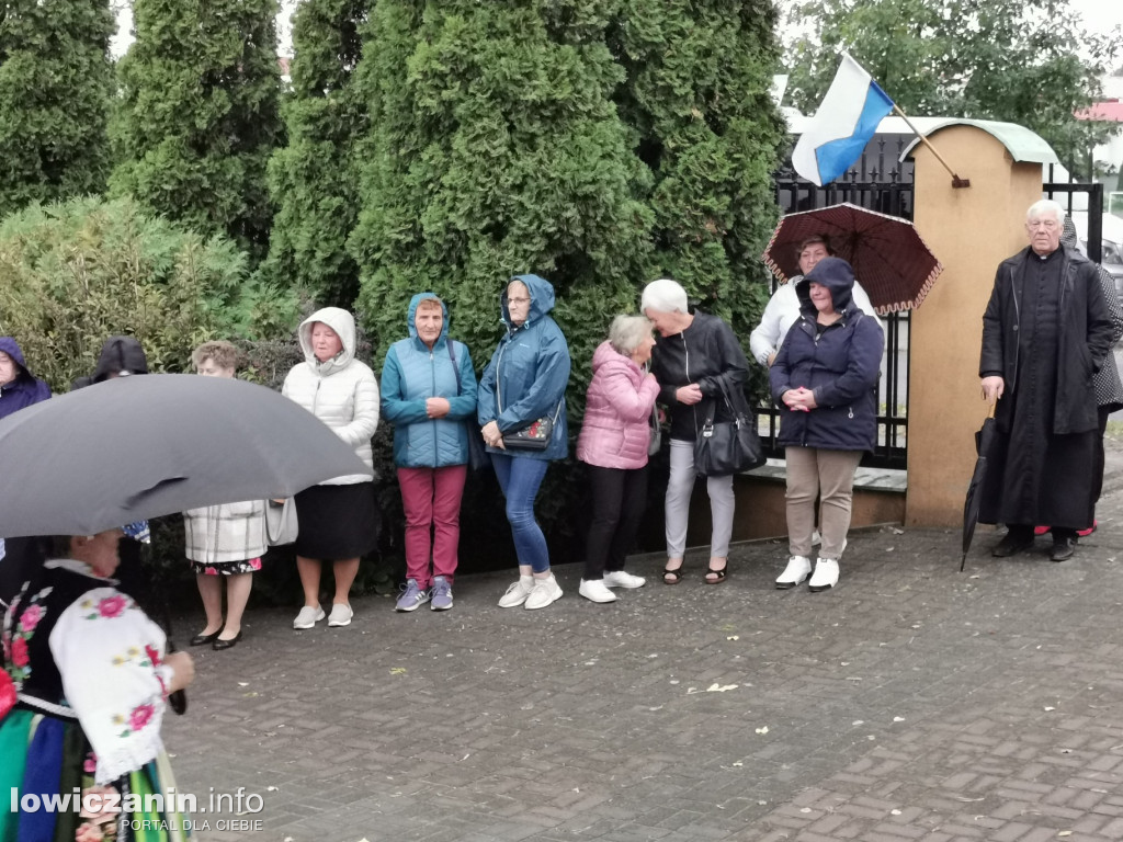 Domaniewice. Pielgrzymka Kół Żywego Różańca