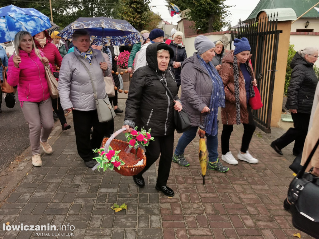 Domaniewice. Pielgrzymka Kół Żywego Różańca