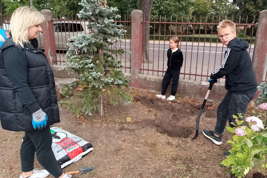Wspólna akcja Łowickie.pl i SP2 przyciągnęła aż 70 osób