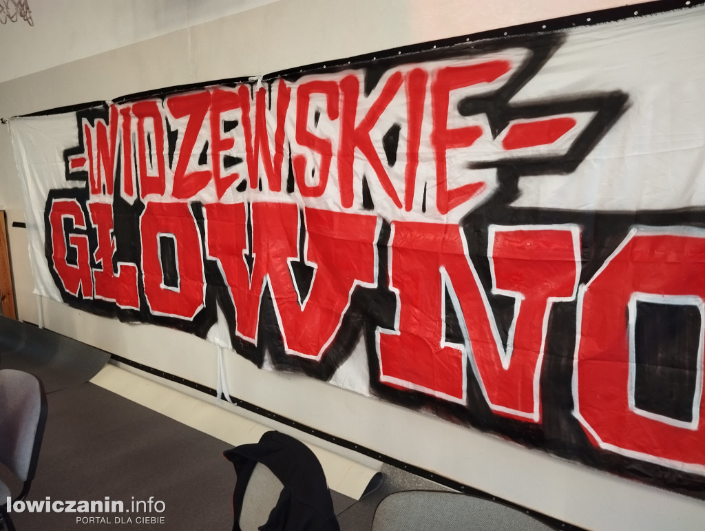 Głowno. Spotkanie piłkarzy Widzewa z uczniami SP 1