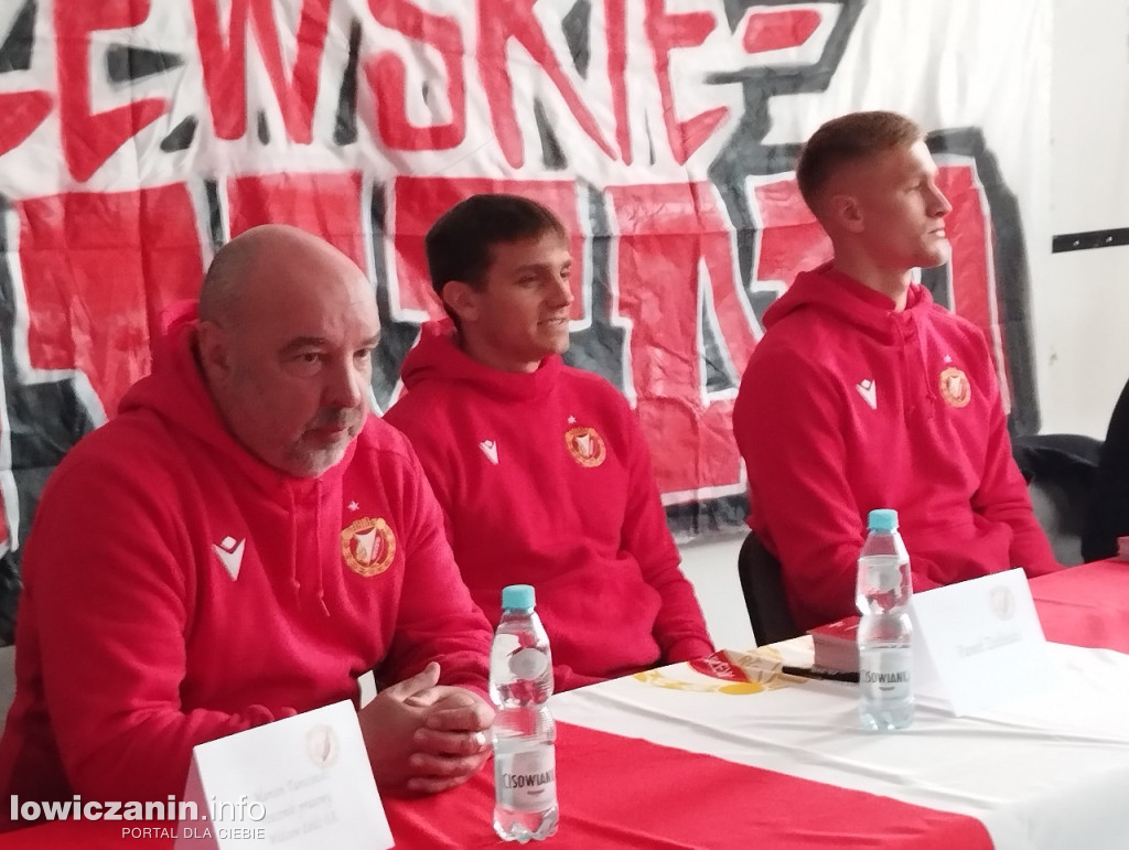 Głowno. Spotkanie piłkarzy Widzewa z uczniami SP 1
