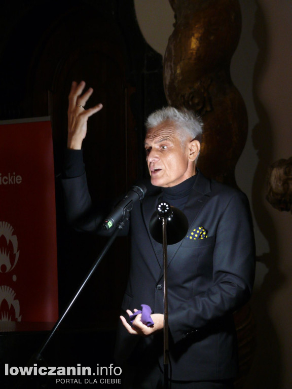 Koncert papieski w sali barokowej łowickiego muzeum