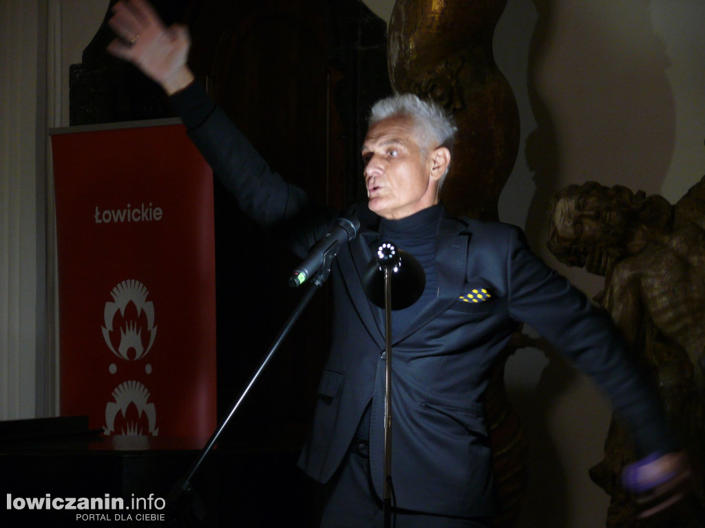 Koncert papieski w sali barokowej łowickiego muzeum