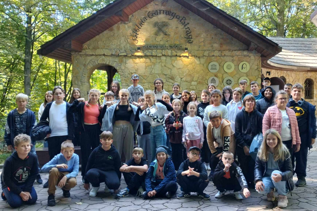  Uczniowie ze SP w Zielkowicach w Tarnowskich Górach