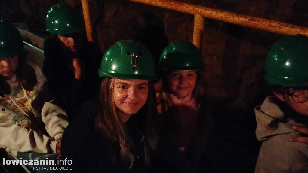  Uczniowie ze SP w Zielkowicach w Tarnowskich Górach