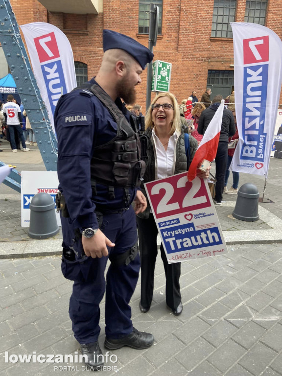 Łowicz obecny na spotkaniu z Tuskiem