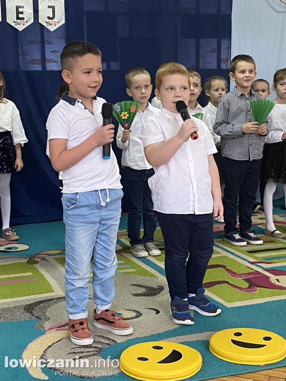 Dzień Edukacji Narodowej w Przedszkolu Pszczółka Maja