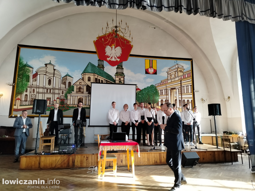 Dzień Papieski i Dzień Edukacji Narodowej w ZST nr 1