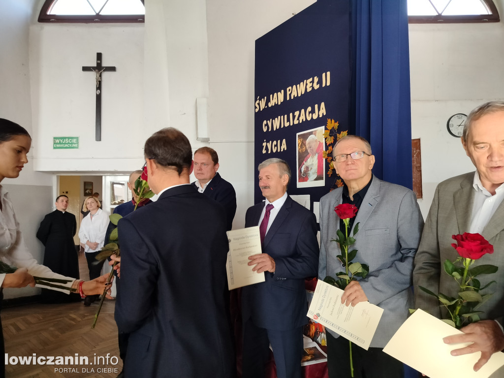 Dzień Papieski i Dzień Edukacji Narodowej w ZST nr 1