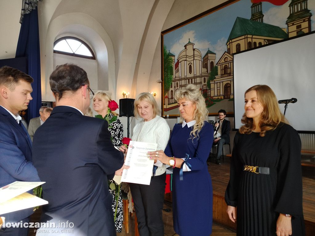 Dzień Papieski i Dzień Edukacji Narodowej w ZST nr 1
