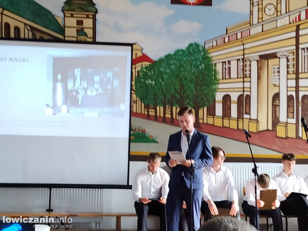 Dzień Papieski i Dzień Edukacji Narodowej w ZST nr 1