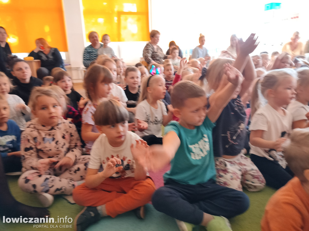 Teatrzyk w przedszkolu Jaś i Małgosia