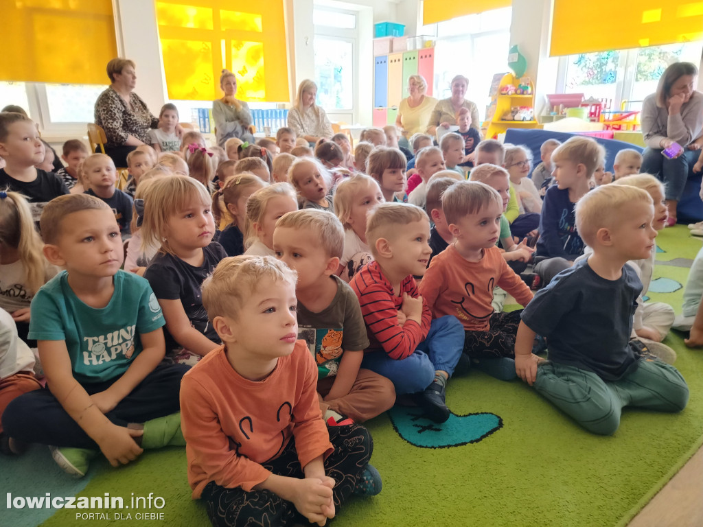 Teatrzyk w przedszkolu Jaś i Małgosia