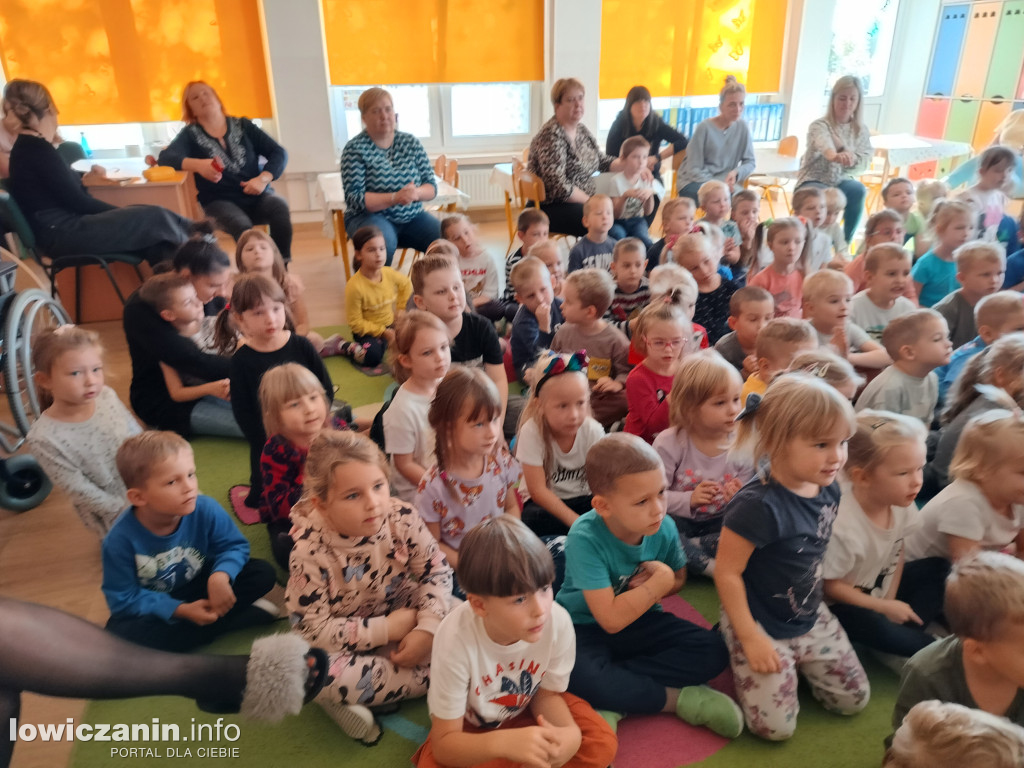 Teatrzyk w przedszkolu Jaś i Małgosia