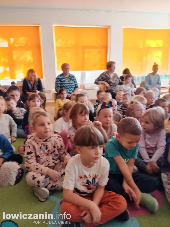 Teatrzyk w przedszkolu Jaś i Małgosia