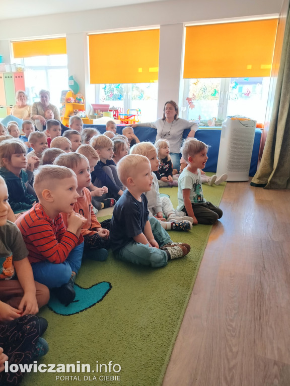 Teatrzyk w przedszkolu Jaś i Małgosia