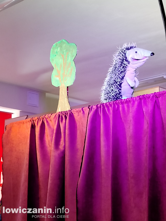 Teatrzyk w przedszkolu Jaś i Małgosia