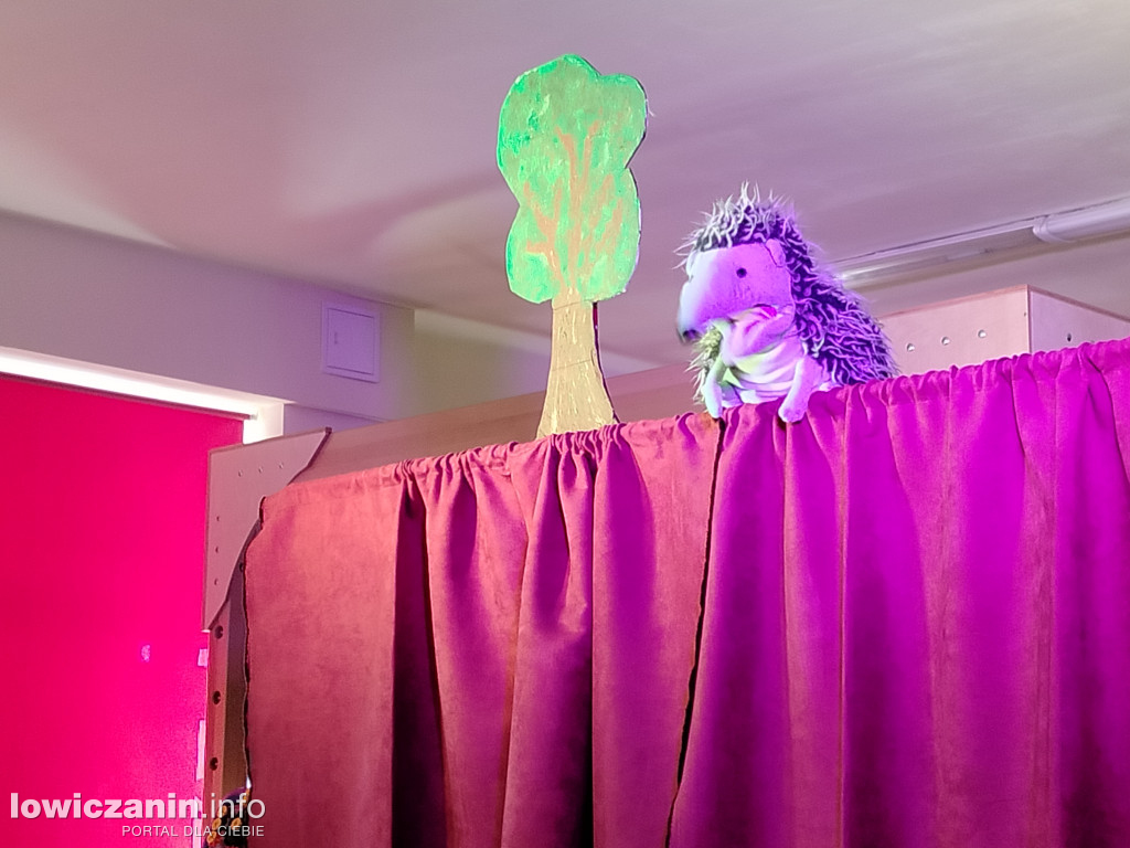 Teatrzyk w przedszkolu Jaś i Małgosia