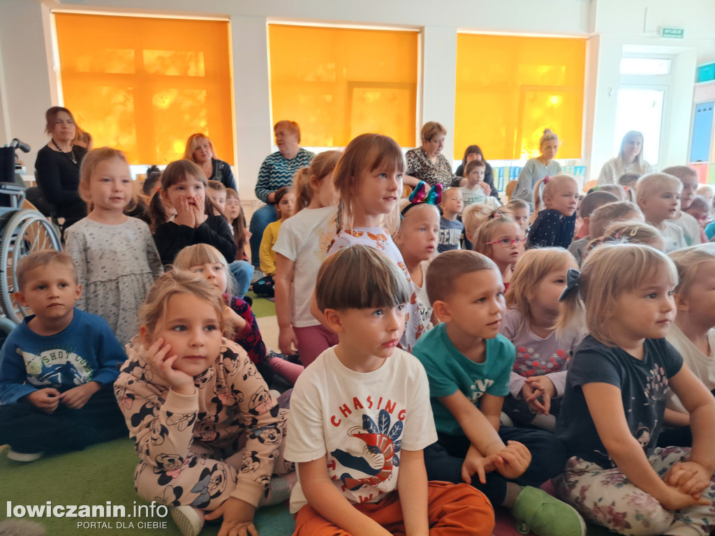 Teatrzyk w przedszkolu Jaś i Małgosia