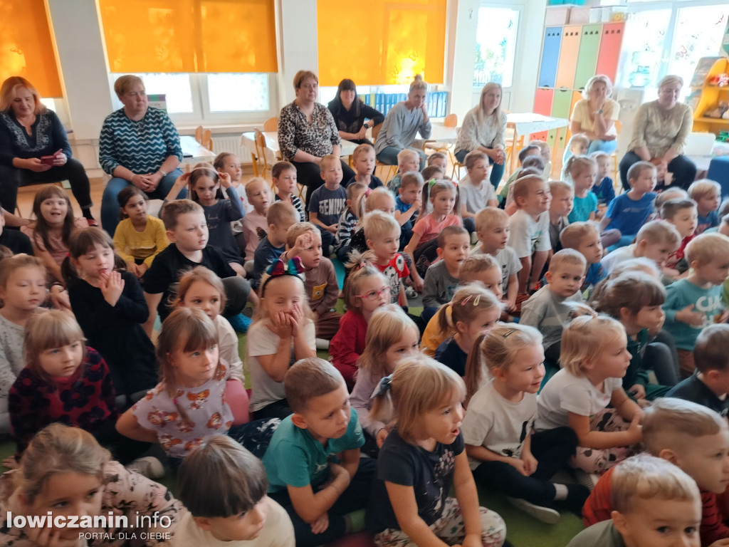 Teatrzyk w przedszkolu Jaś i Małgosia