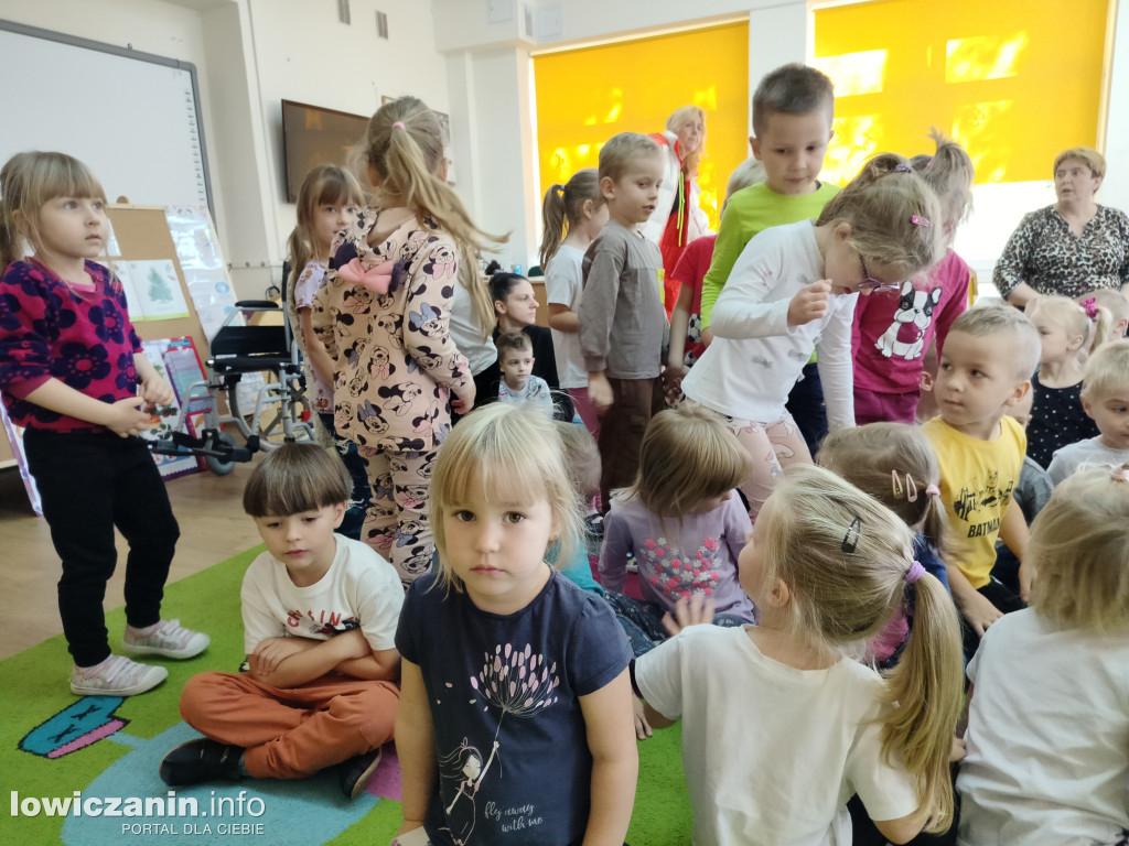 Teatrzyk w przedszkolu Jaś i Małgosia