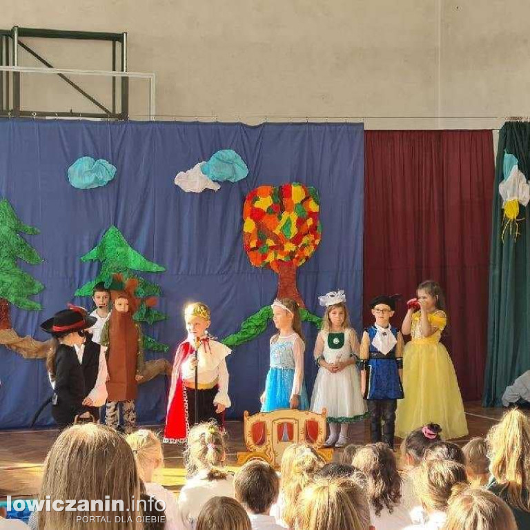Pasowanie pierwszoklasistów SP w Bełchowie