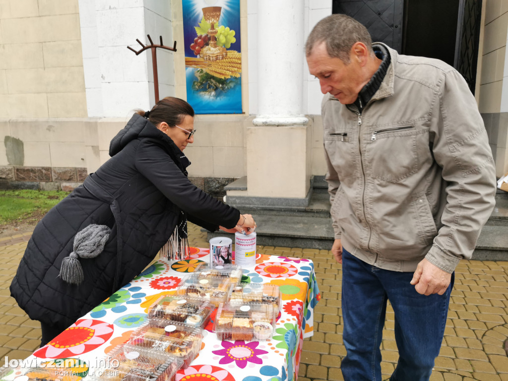 Domaniewice. Kiermasz ciast dla Zosi