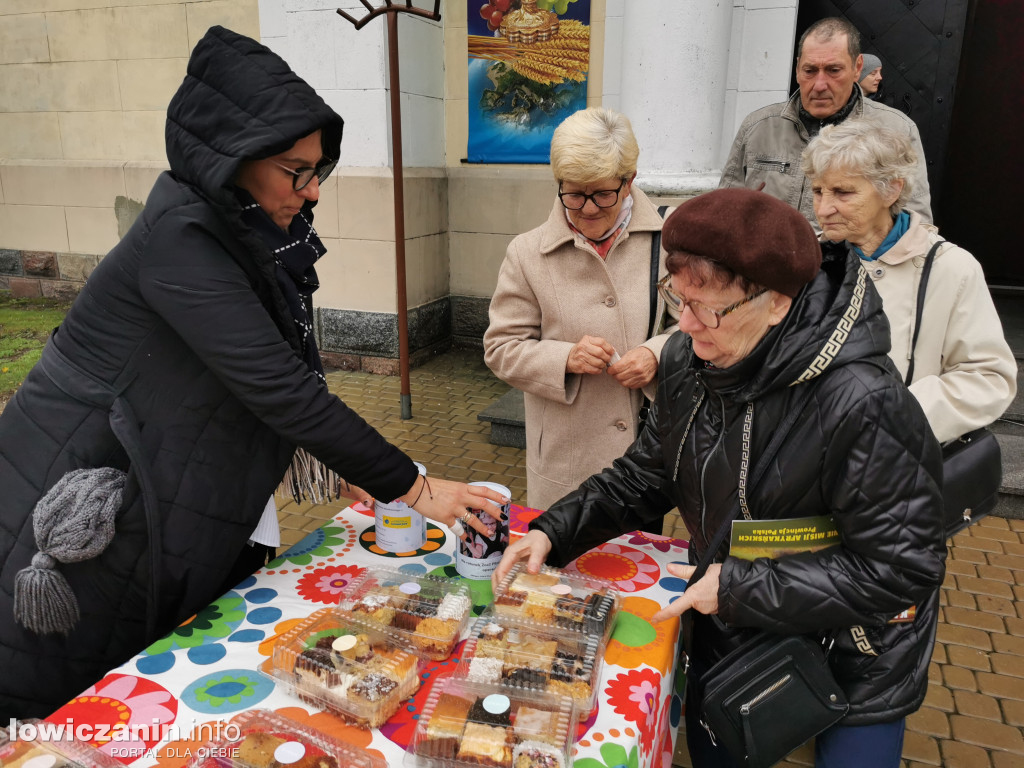 Domaniewice. Kiermasz ciast dla Zosi
