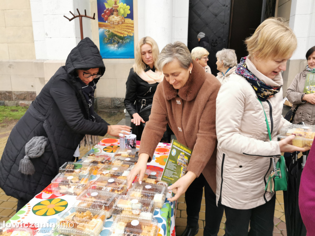 Domaniewice. Kiermasz ciast dla Zosi