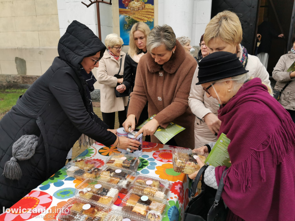 Domaniewice. Kiermasz ciast dla Zosi
