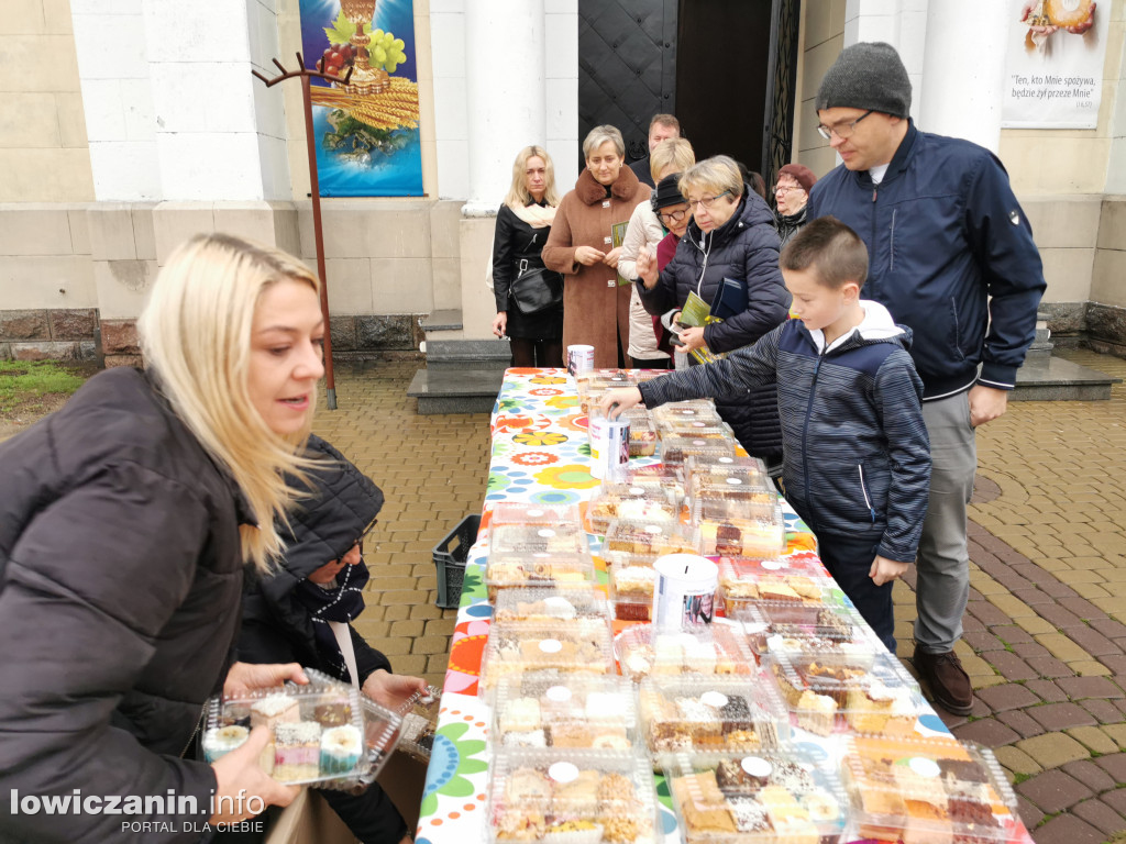 Domaniewice. Kiermasz ciast dla Zosi