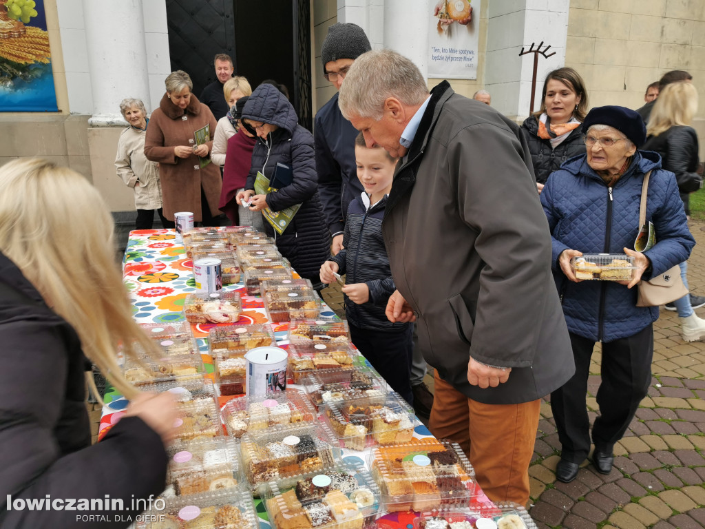 Domaniewice. Kiermasz ciast dla Zosi