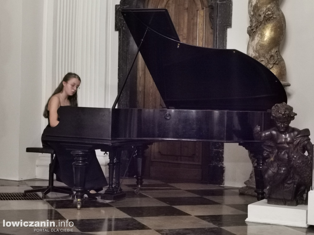 Uzdolnieni pianiści wystąpili w Łowiczu