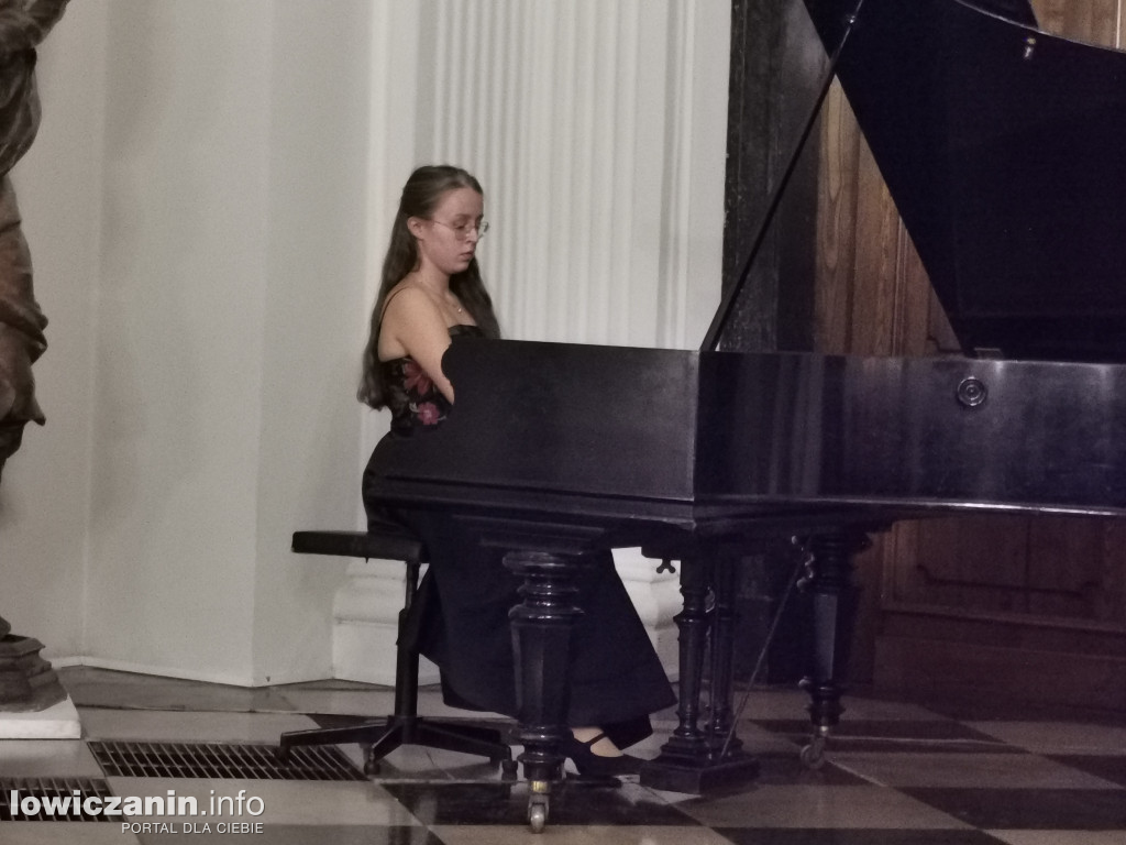 Uzdolnieni pianiści wystąpili w Łowiczu