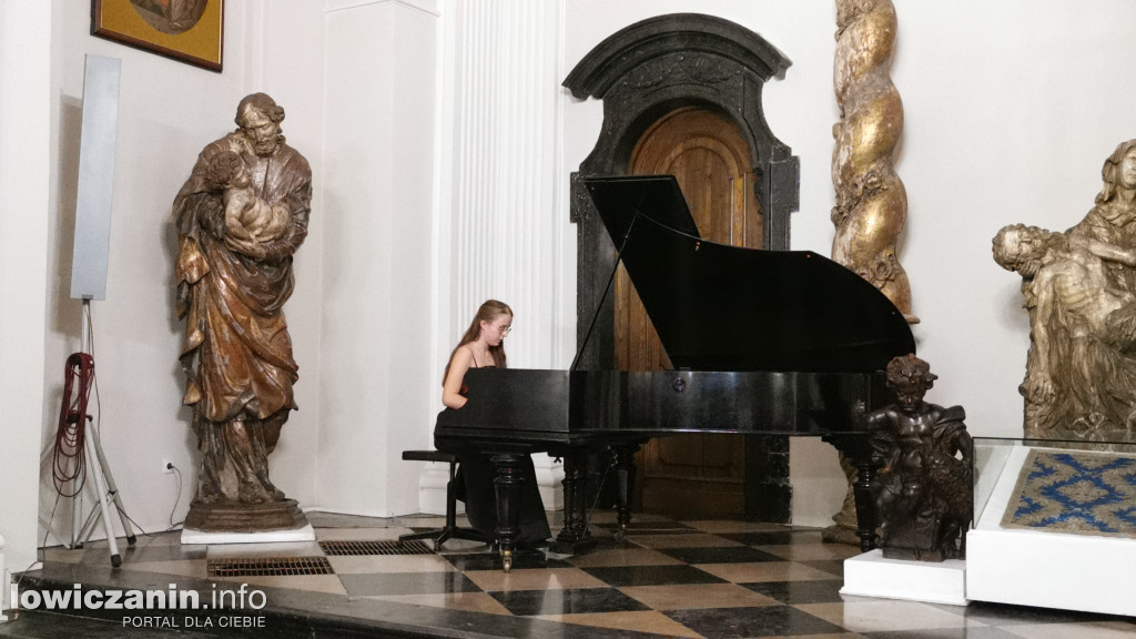 Uzdolnieni pianiści wystąpili w Łowiczu