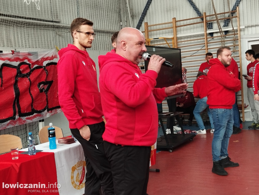 Spotkanie piłkarzy Widzewa z uczniami SP 7