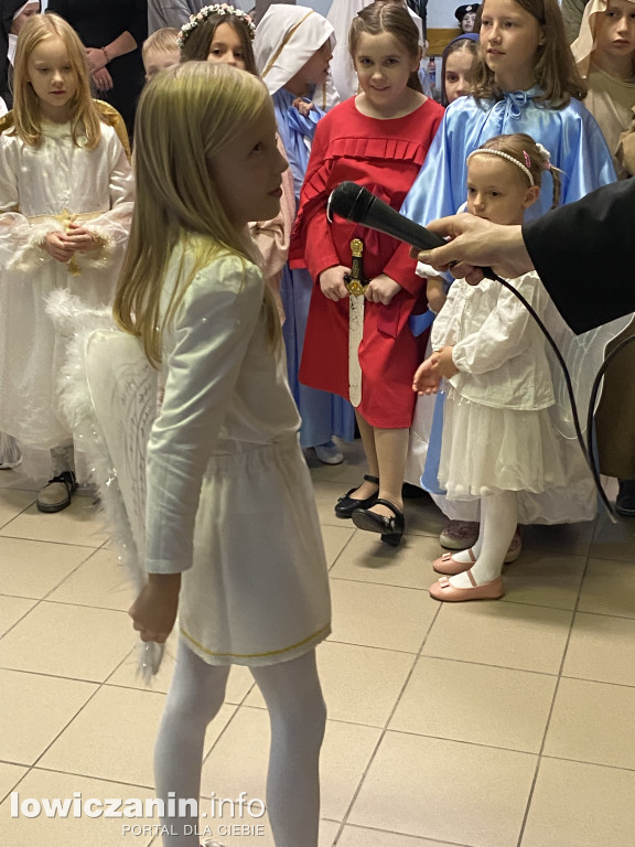 Bal Wszystkich Świętych w Szkole Pijarskiej  - pełen tańców, zabaw i pięknych strojów