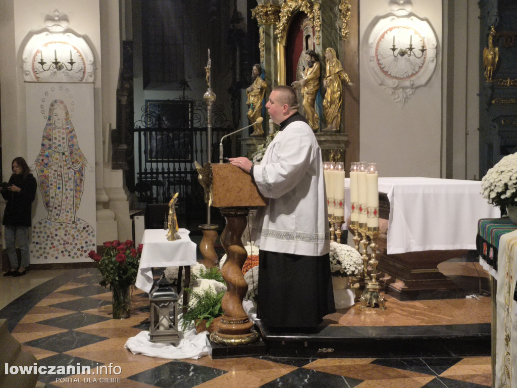 Noc Świętych w łowickiej katedrze 31.10.2023