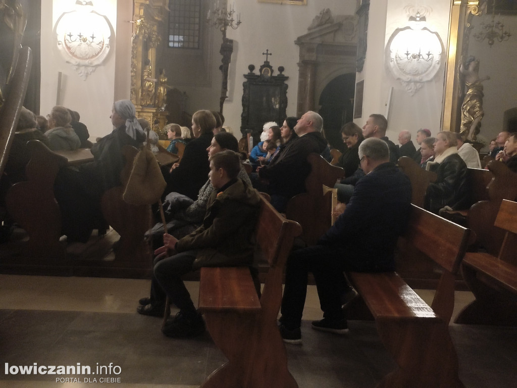 Noc Świętych w łowickiej katedrze 31.10.2023