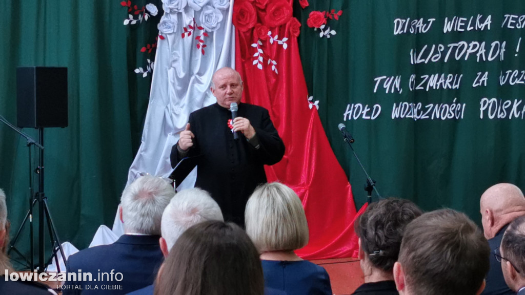 Uroczystości patriotyczne w Popowie Głowieńskim