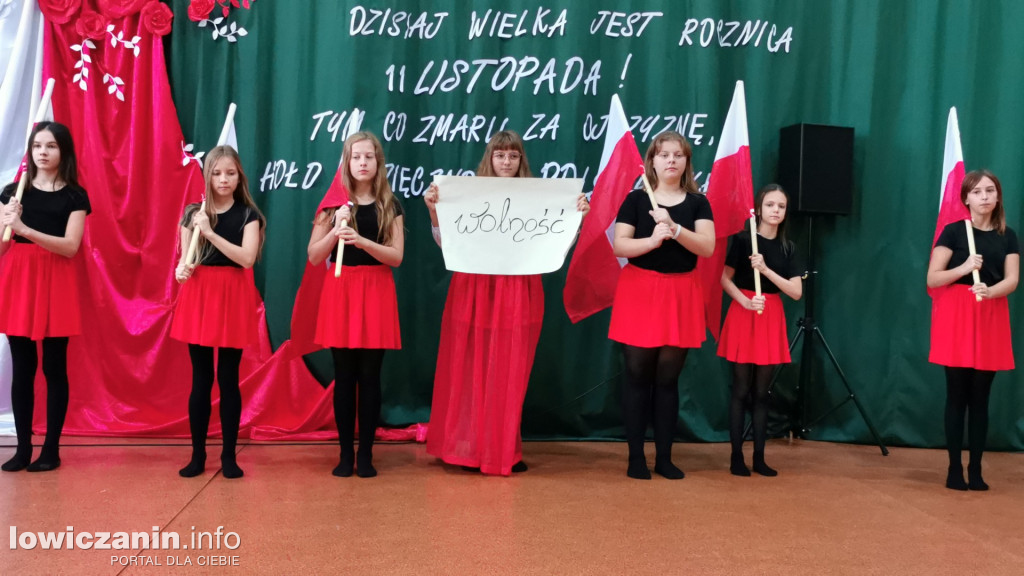 Uroczystości patriotyczne w Popowie Głowieńskim