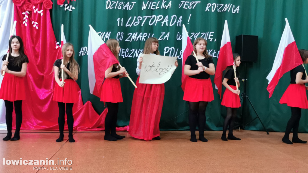 Uroczystości patriotyczne w Popowie Głowieńskim