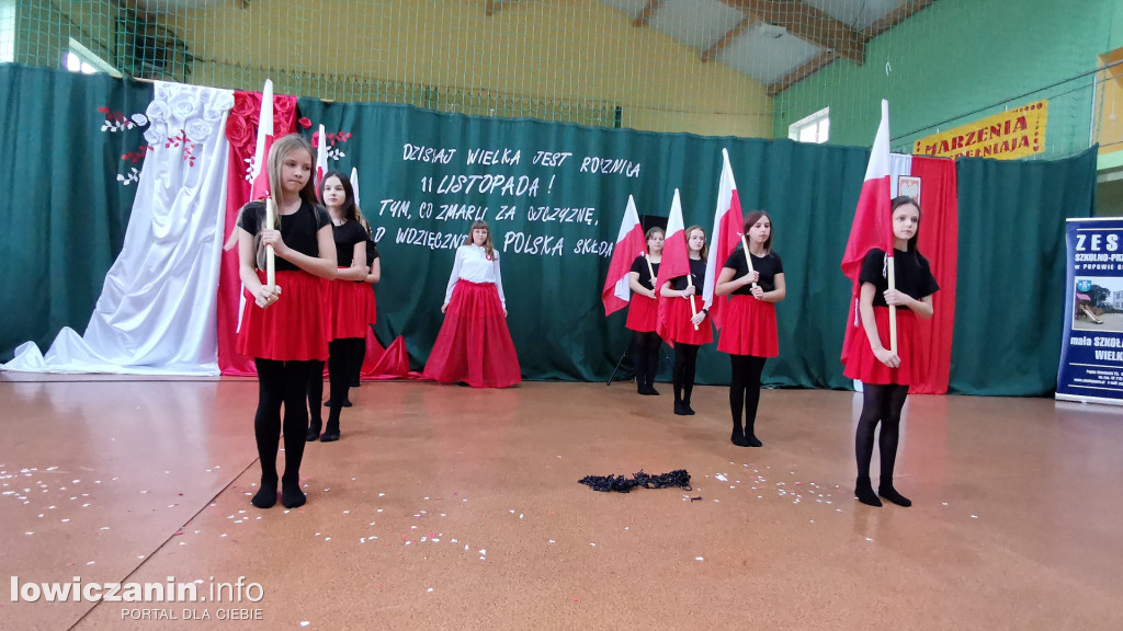 Uroczystości patriotyczne w Popowie Głowieńskim
