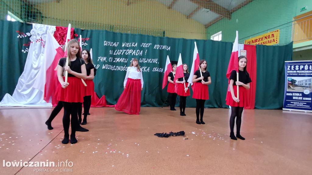 Uroczystości patriotyczne w Popowie Głowieńskim