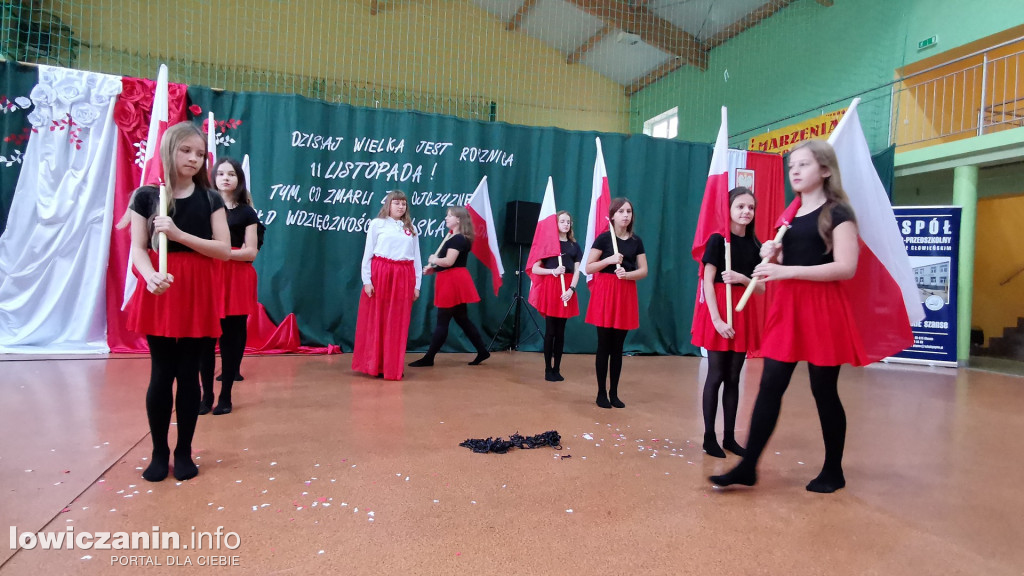 Uroczystości patriotyczne w Popowie Głowieńskim