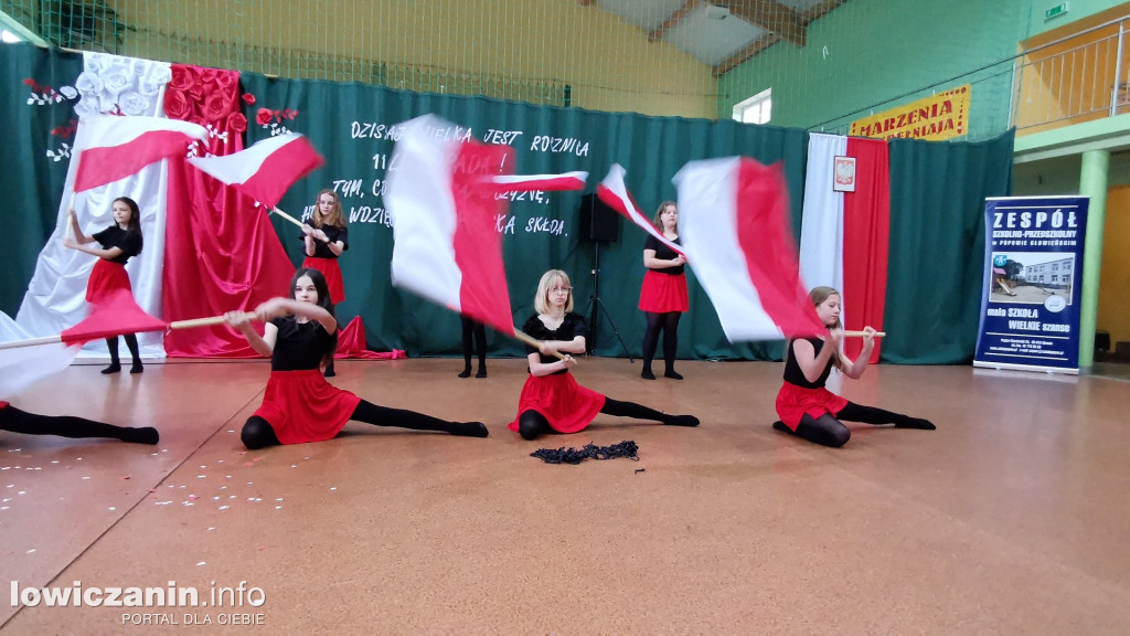 Uroczystości patriotyczne w Popowie Głowieńskim