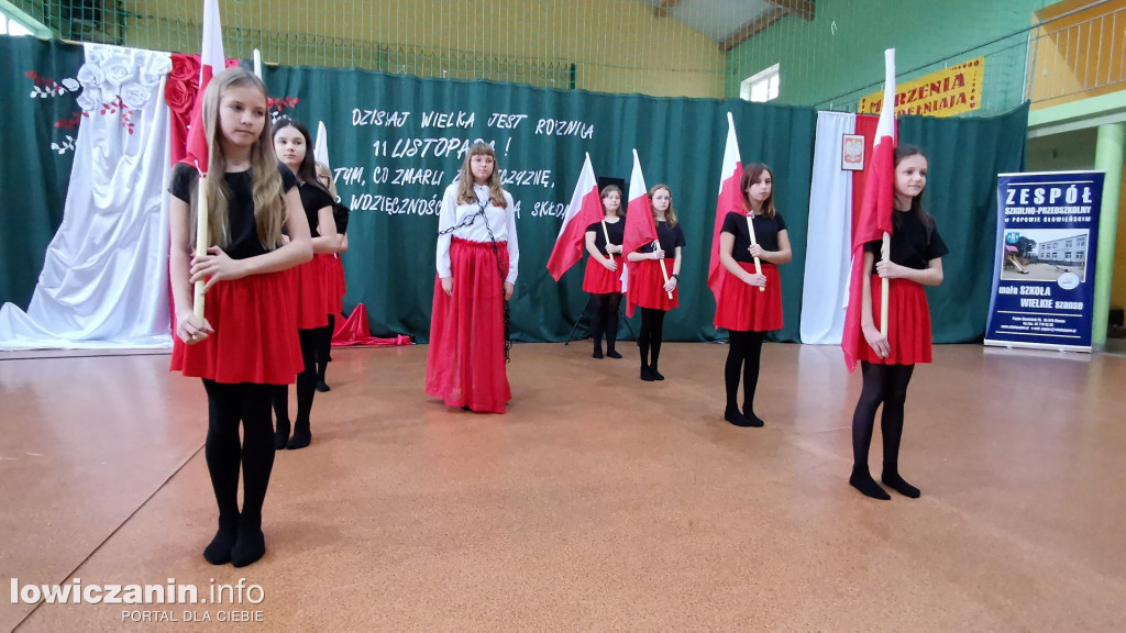 Uroczystości patriotyczne w Popowie Głowieńskim
